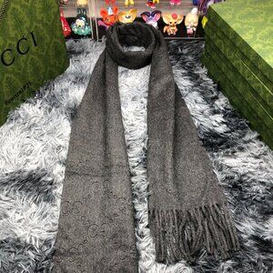 Gucci scarf